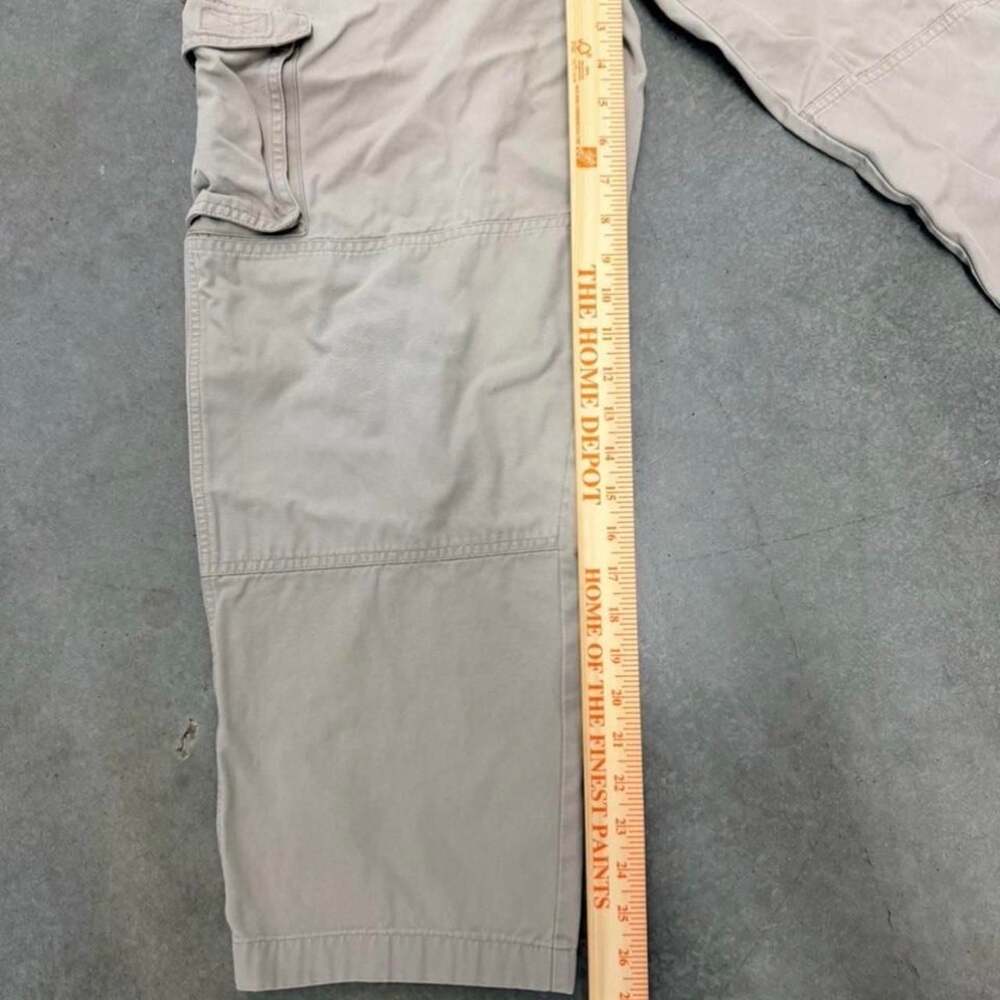 Cabela's Y2K Baggy Utility Cargo Work Pants Beige Mens Size 34 - Picture 3 of 8